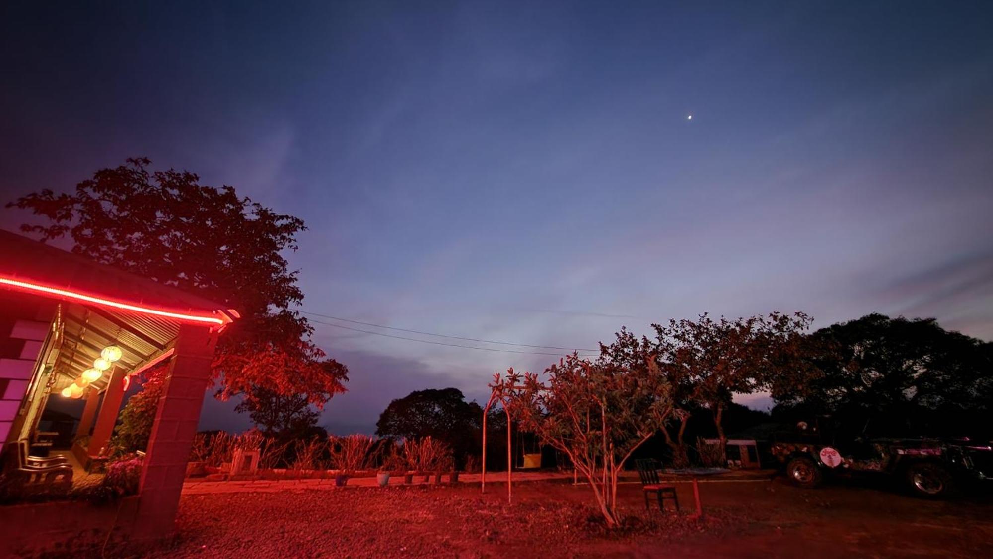 Junglee Nest Holiday Home & Huts 马哈巴莱斯赫瓦尔 客房 照片